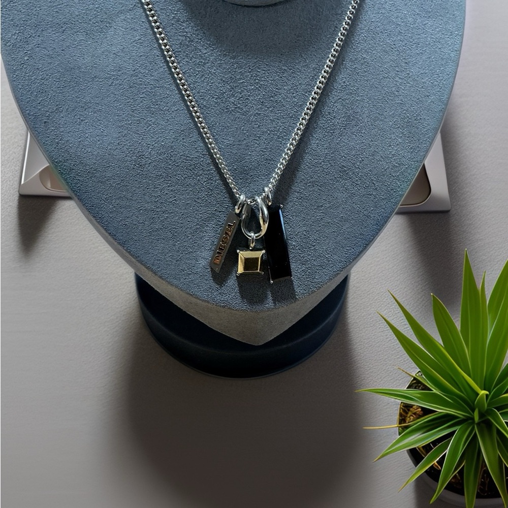 Mens Diesel 3 Pendant Chain - Picture 2 of 4